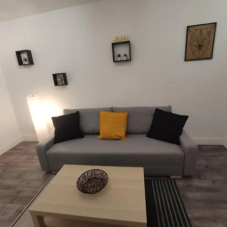 Centre-ville - Gare - Jardin Wilson - Chateau Bourbon Apartment Montluçon