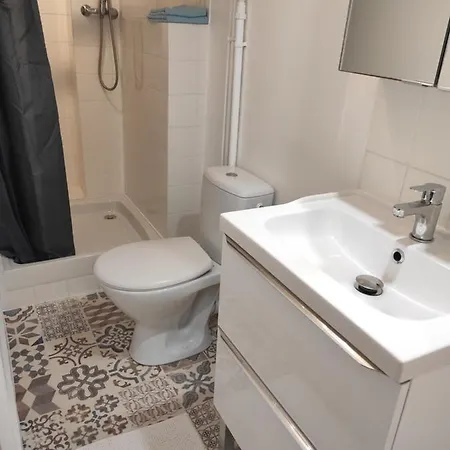 Centre-ville - Gare - Jardin Wilson - Château Bourbon Apartamento *